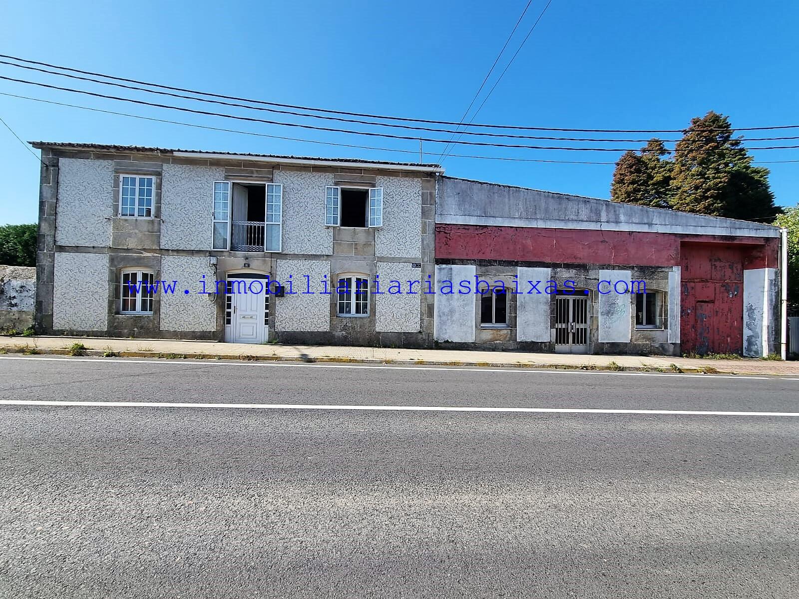 CASA DE PIEDRA PARA RESTAURAR CON TERRENO