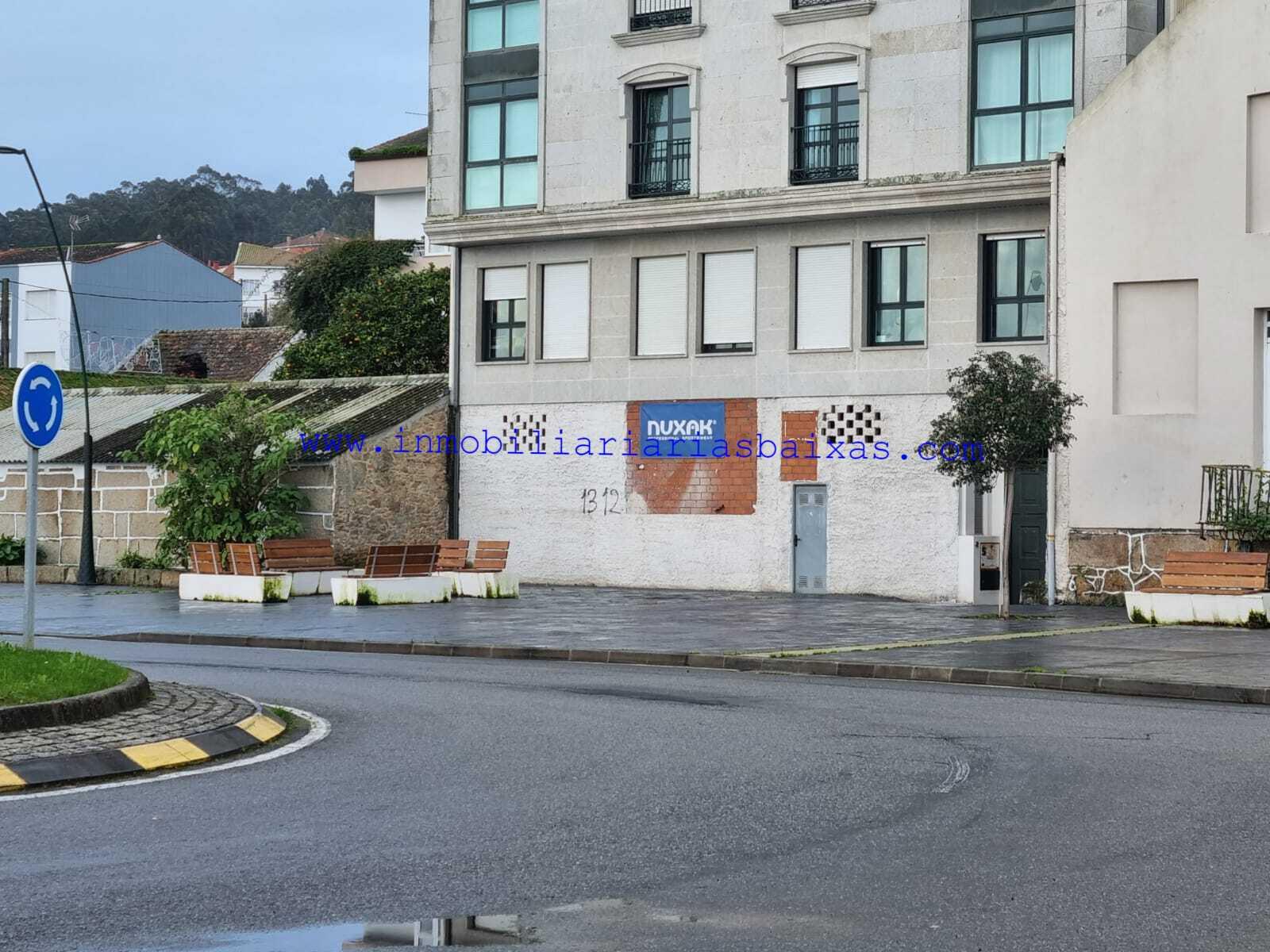 BAJO COMERCIAL