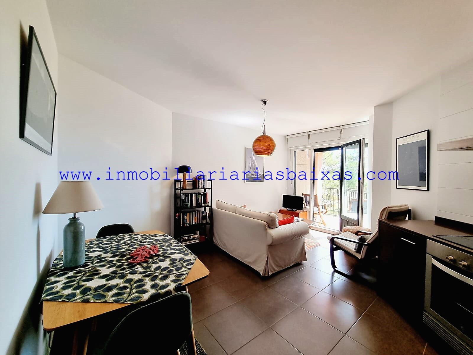 APARTAMENTO CON VISTAS AL MAR