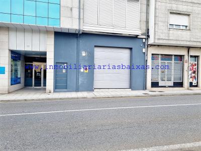 BAJO COMERCIAL EN RIBEIRA