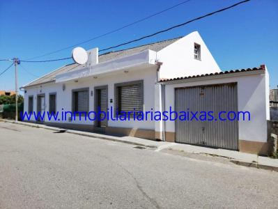 CASA EN VENTA AGUIÑO