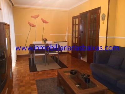 PISO ECONÓMICO Y CÉNTRICO EN RIBEIRA