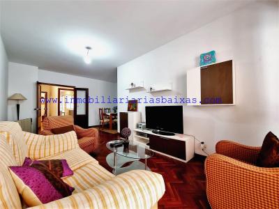 PISO 4 HABITACIONES EN EL CENTRO