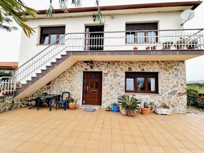 CHALET CON TERRENO