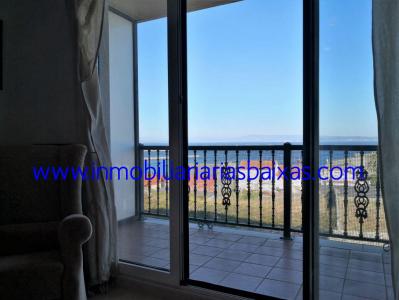 APARTAMENTO CON TERRAZA Y VISTAS AL MAR