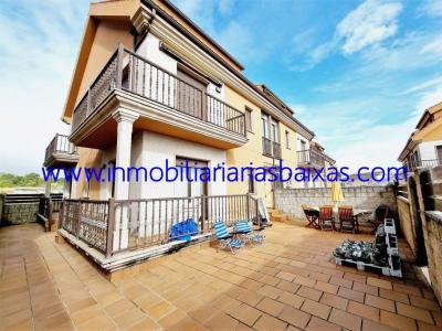 APARTAMENTO CON TERRAZA EN CORRUBEDO